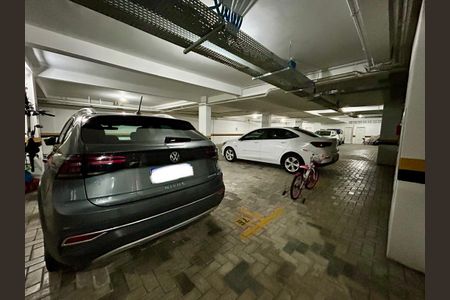 Apartamento para alugar com 66m², 2 quartos e 1 vaga Apartamento para alugar com 66m², 2 quartos e 1 vagaGaragem