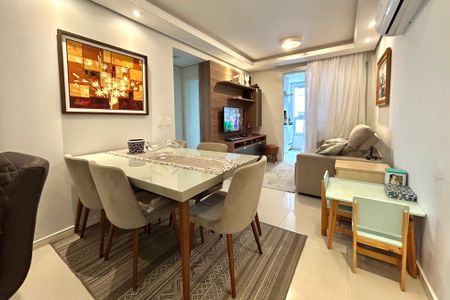 Apartamento para alugar com 66m², 2 quartos e 1 vaga Apartamento para alugar com 66m², 2 quartos e 1 vagaSala