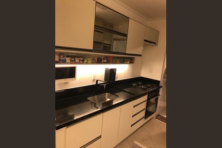 Apartamento à venda com 80m², 2 quartos e sem vaga Apartamento à venda com 80m², 2 quartos e sem vagaCozinha