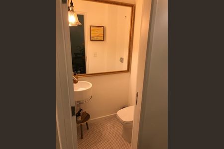 Apartamento à venda com 80m², 2 quartos e sem vaga Apartamento à venda com 80m², 2 quartos e sem vagaLavabo