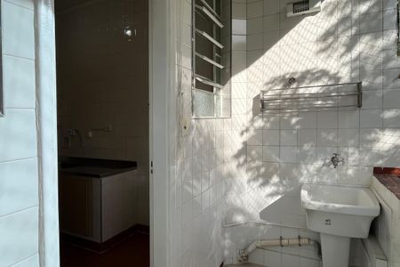 Apartamento para alugar com 70m², 2 quartos e 1 vaga Apartamento para alugar com 70m², 2 quartos e 1 vagaÁrea de Serviço