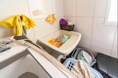 Apartamento à venda com 180m², 3 quartos e 2 vagas Apartamento à venda com 180m², 3 quartos e 2 vagasÁrea de Serviço