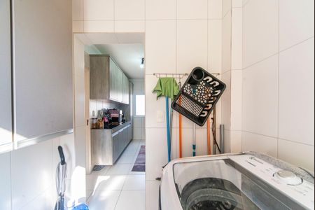 Apartamento à venda com 180m², 3 quartos e 2 vagas Apartamento à venda com 180m², 3 quartos e 2 vagasÁrea de Serviço