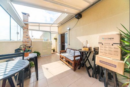 Apartamento à venda com 180m², 3 quartos e 2 vagas Apartamento à venda com 180m², 3 quartos e 2 vagasVaranda Gourmet