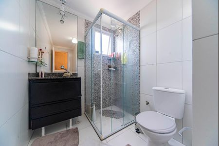 Apartamento à venda com 180m², 3 quartos e 2 vagas Apartamento à venda com 180m², 3 quartos e 2 vagasBanheiro Social