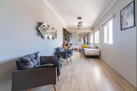 Apartamento à venda com 180m², 3 quartos e 2 vagas Apartamento à venda com 180m², 3 quartos e 2 vagasSala