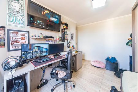 Apartamento à venda com 180m², 3 quartos e 2 vagas Apartamento à venda com 180m², 3 quartos e 2 vagasQuarto 2