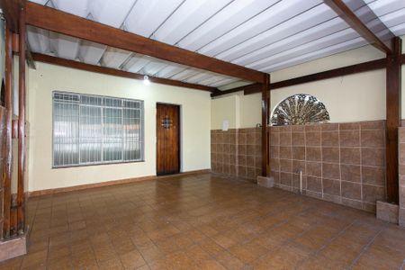 Casa para alugar com 127m², 3 quartos e 2 vagas Casa para alugar com 127m², 3 quartos e 2 vagasÁrea de Serviço