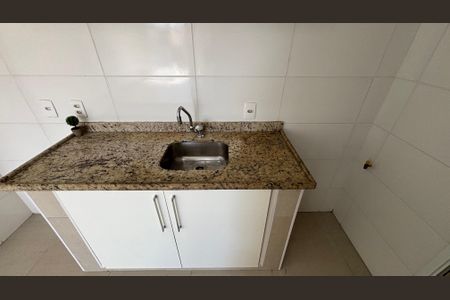 Apartamento para alugar com 66m², 3 quartos e 2 vagasCozinha