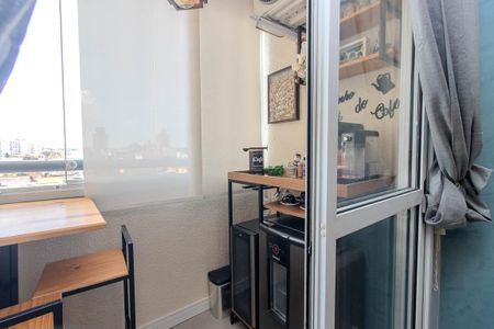 Sacada de apartamento à venda com 3 quartos, 68m² em Vila Mazzei, São Paulo