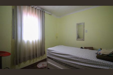 Casa à venda com 3 quartos, 172m² em Parque Santa Madalena, São Paulo