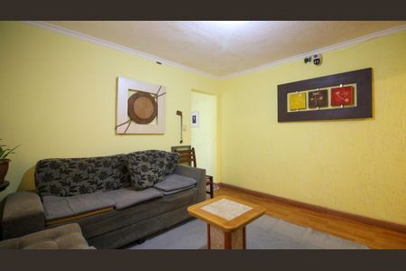 Casa à venda com 3 quartos, 172m² em Parque Santa Madalena, São Paulo