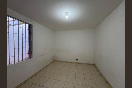 Quarto de casa para alugar com 1 quarto, 40m² em Vila Zat, São Paulo