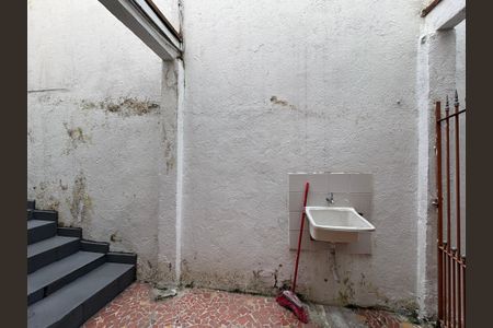Casa para alugar com 40m², 1 quarto e sem vagaÁrea de Serviço