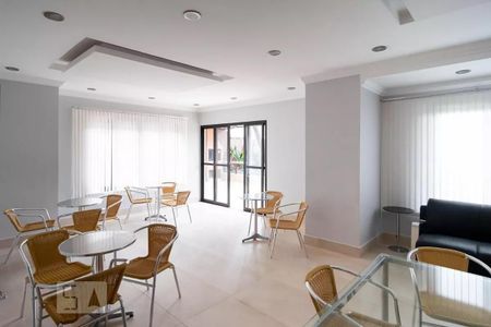 Apartamento para alugar com 104m², 3 quartos e 2 vagas Apartamento para alugar com 104m², 3 quartos e 2 vagasArea Comum