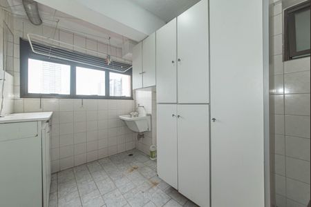 Apartamento para alugar com 104m², 3 quartos e 2 vagas Apartamento para alugar com 104m², 3 quartos e 2 vagasLavanderia