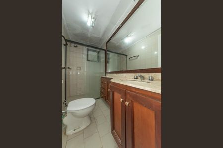 Banheiro Social de apartamento para alugar com 3 quartos, 104m² em Chácara Santo Antônio (zona Sul), São Paulo
