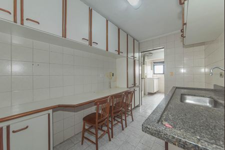 Apartamento para alugar com 104m², 3 quartos e 2 vagas Apartamento para alugar com 104m², 3 quartos e 2 vagasCozinha