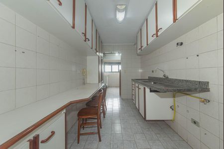Apartamento para alugar com 104m², 3 quartos e 2 vagas Apartamento para alugar com 104m², 3 quartos e 2 vagasCozinha