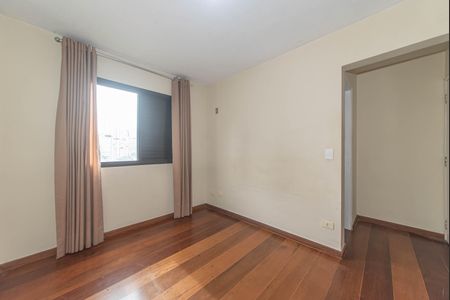 Apartamento para alugar com 104m², 3 quartos e 2 vagas Apartamento para alugar com 104m², 3 quartos e 2 vagasSuite