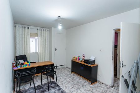 Casa à venda com 150m², 3 quartos e 2 vagasSuite