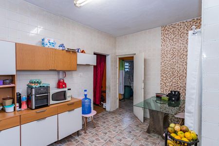Casa à venda com 150m², 3 quartos e 2 vagasCozinha