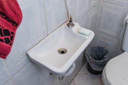 Casa à venda com 150m², 3 quartos e 2 vagasBanheiro suite