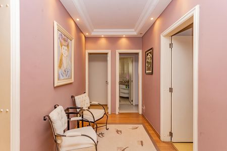 Apartamento à venda com 258m², 4 quartos e 4 vagas Apartamento à venda com 258m², 4 quartos e 4 vagasCorredor
