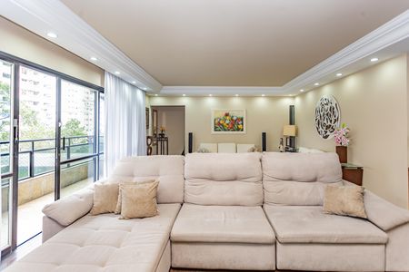 Apartamento à venda com 258m², 4 quartos e 4 vagas Apartamento à venda com 258m², 4 quartos e 4 vagasSala