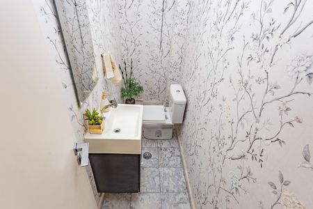 Apartamento à venda com 258m², 4 quartos e 4 vagas Apartamento à venda com 258m², 4 quartos e 4 vagasLavabo