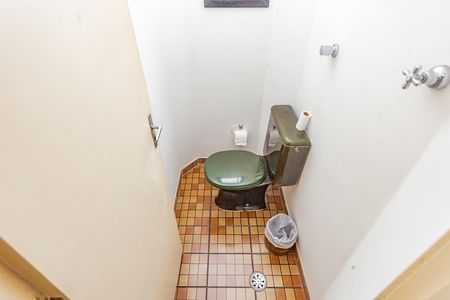 Apartamento à venda com 258m², 4 quartos e 4 vagas Apartamento à venda com 258m², 4 quartos e 4 vagasBanheiro de serviço
