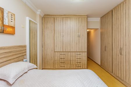 Apartamento à venda com 258m², 4 quartos e 4 vagas Apartamento à venda com 258m², 4 quartos e 4 vagasSuíte 4