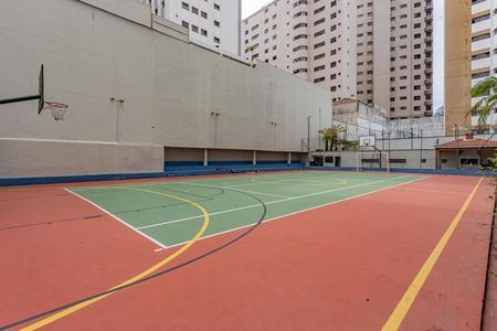 Apartamento à venda com 258m², 4 quartos e 4 vagas Apartamento à venda com 258m², 4 quartos e 4 vagasQuadra Esportiva