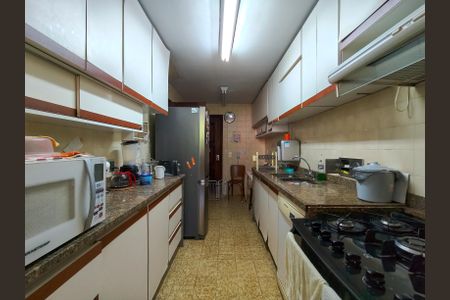 Apartamento para alugar com 167m², 4 quartos e 2 vagasCozinha