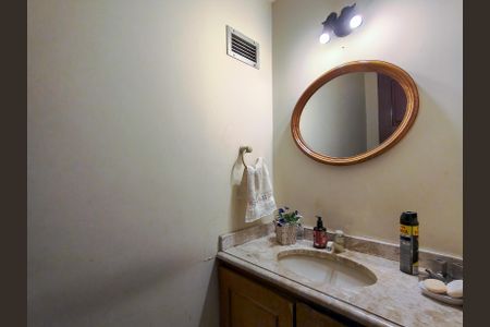 Apartamento para alugar com 167m², 4 quartos e 2 vagasLavabo