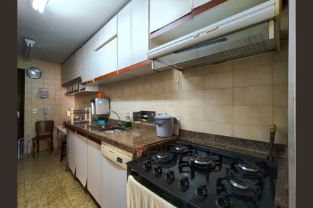 Apartamento para alugar com 167m², 4 quartos e 2 vagasCozinha