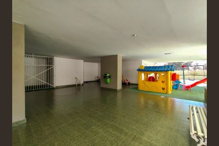 Apartamento para alugar com 167m², 4 quartos e 2 vagasÁrea comum - Playground