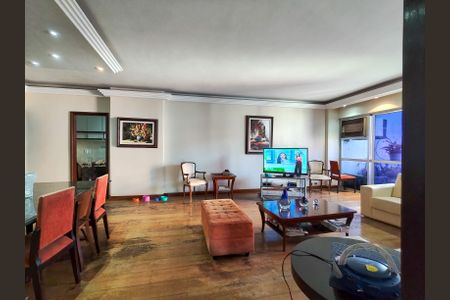 Sala de apartamento para alugar com 4 quartos, 167m² em Tijuca, Rio de Janeiro