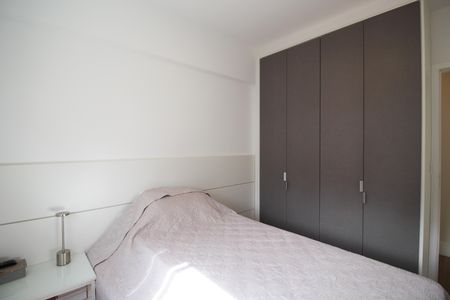 Apartamento à venda com 64m², 2 quartos e 2 vagas Apartamento à venda com 64m², 2 quartos e 2 vagasQuarto