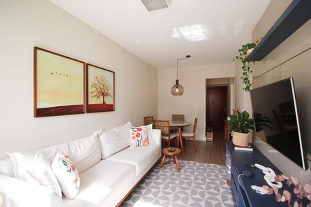 Apartamento à venda com 64m², 2 quartos e 2 vagas Apartamento à venda com 64m², 2 quartos e 2 vagasSala