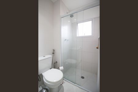 Apartamento à venda com 64m², 2 quartos e 2 vagas Apartamento à venda com 64m², 2 quartos e 2 vagasBanheiro da Suíte