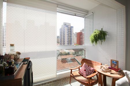 Apartamento à venda com 64m², 2 quartos e 2 vagas Apartamento à venda com 64m², 2 quartos e 2 vagasSala