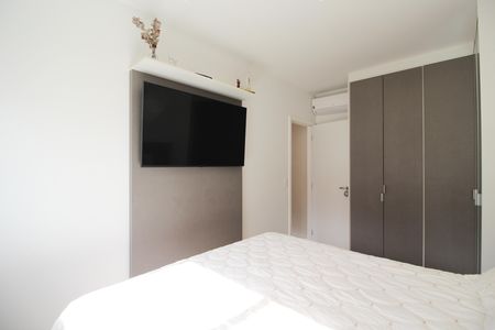 Apartamento à venda com 64m², 2 quartos e 2 vagas Apartamento à venda com 64m², 2 quartos e 2 vagasSuíte