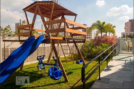 Apartamento à venda com 64m², 2 quartos e 2 vagas Apartamento à venda com 64m², 2 quartos e 2 vagasÁrea comum - Playground