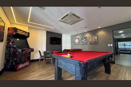 Studio para alugar com 37m², 1 quarto e 1 vaga Studio para alugar com 37m², 1 quarto e 1 vagaSalão de jogos
