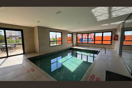 Studio para alugar com 37m², 1 quarto e 1 vaga Studio para alugar com 37m², 1 quarto e 1 vagaPiscina