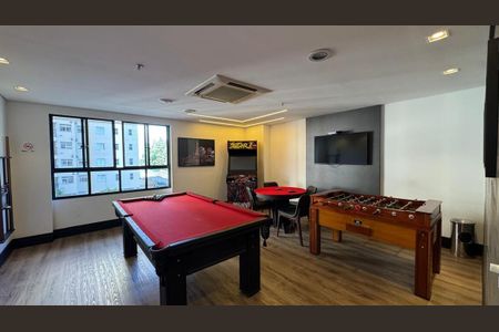 Studio para alugar com 37m², 1 quarto e 1 vaga Studio para alugar com 37m², 1 quarto e 1 vagaSalão de jogos