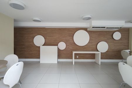 Apartamento à venda com 68m², 2 quartos e 1 vaga Apartamento à venda com 68m², 2 quartos e 1 vagaÁrea comum