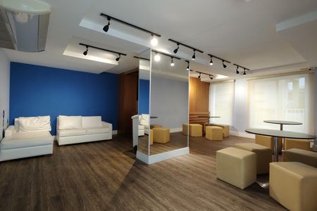 Apartamento à venda com 68m², 2 quartos e 1 vaga Apartamento à venda com 68m², 2 quartos e 1 vagaÁrea comum