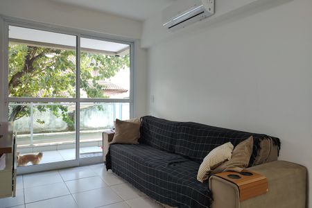 Apartamento à venda com 68m², 2 quartos e 1 vaga Apartamento à venda com 68m², 2 quartos e 1 vagaSala